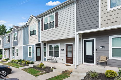8104 Logan Dr, LA VERGNE, TN, 37086-3413 | Card Image