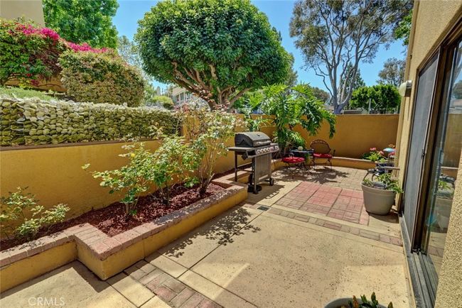 7 - 25712 Le Parc, Condo with 2 bedrooms, 2 bathrooms and 2 parking in Lake Forest CA | Image 9