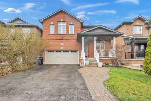 17 Chestermere Cres, Brampton, ON, L7A2E8 | Card Image