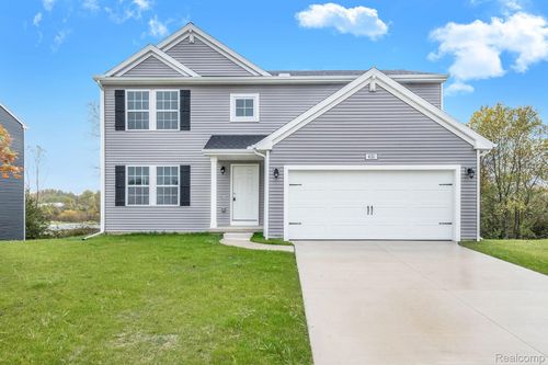 2223 Antrim Dr, Davison, MI, 48423 | Card Image