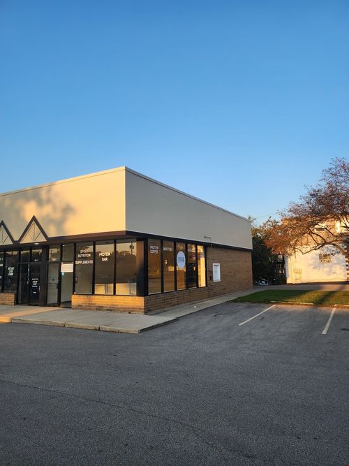 unit-1-125 E State Rd, Island Lake, IL, 60042-9603 | Card Image