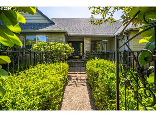 1625 Victorian Way, Eugene, OR, 97401-7091 | Card Image