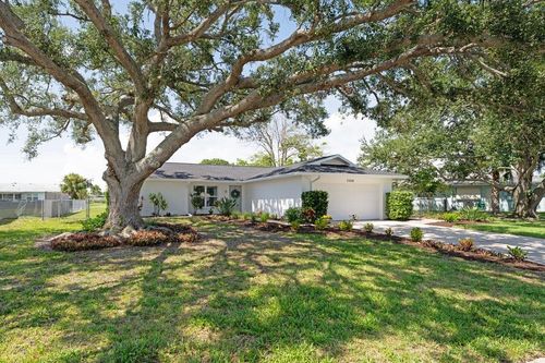 7308 17th Ave W, Bradenton, FL, 34209-4941 | Card Image