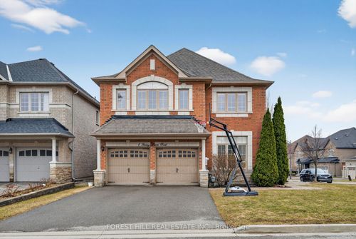1 Heritage Estates Rd, Maple, ON, L6A4J7 | Card Image