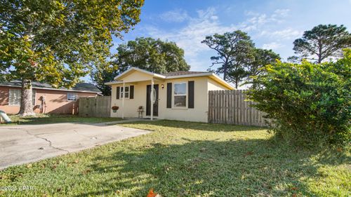4008 Woodridge Rd, Panama City, FL, 32405-3261 | Card Image