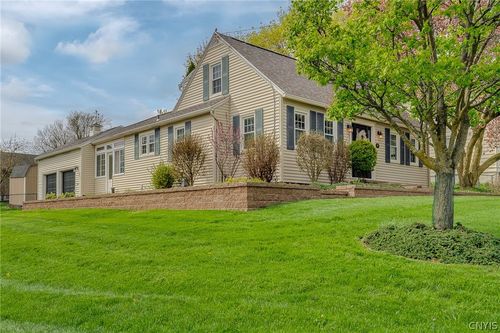 110 Ardmore Rd, Syracuse, NY, 13219-2512 | Card Image