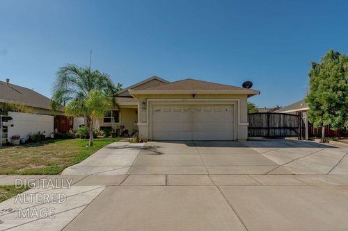 2134 Roberta Ave, Marysville, CA, 95901-8045 | Card Image