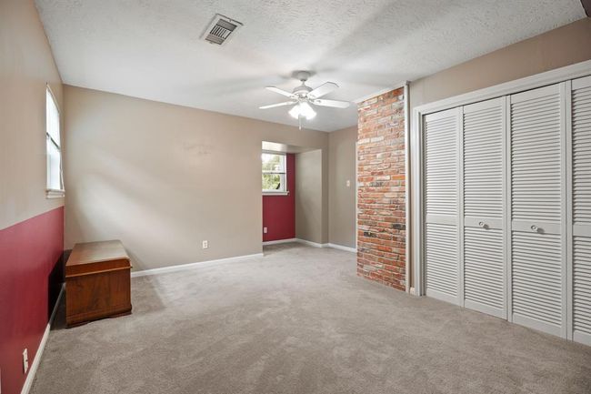 111 Whispering Oaks Dr, House other with 4 bedrooms, 2 bathrooms and 2 parking in Seabrook TX | Image 28