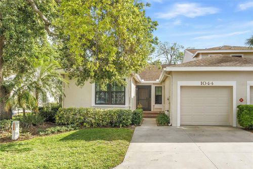 1044 Romano Ct Ne, St Petersburg, FL, 33702-2782 | Card Image