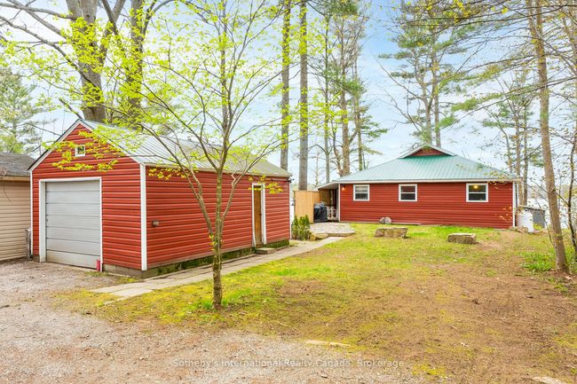 1658 Peninsula Point Rd, House other with 3 bedrooms, 2 bathrooms and 10 parking in Severn Bridge ON | Image 34