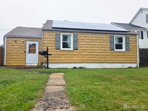 107 E Cliff Rd, Colonia, NJ, 07067-3823 | Card Image