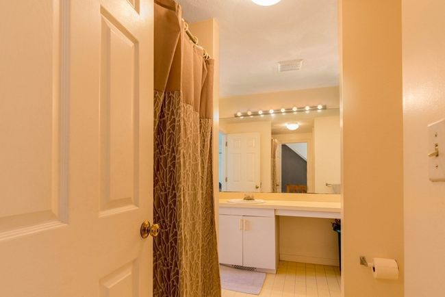 UNIT-6 - 14 Deer Path, Condo with 2 bedrooms, 2 bathrooms and 2 parking in Maynard MA | Image 9