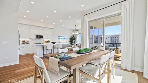 1308 Hummingbird Pl, Montebello, CA, 90640-2497 | Card Image