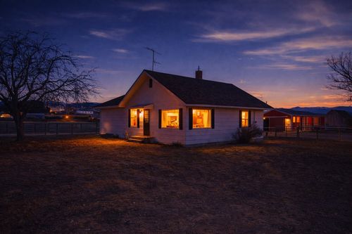 379 N Birch Creek Rd, Corvallis, MT, 59828-9689 | Card Image