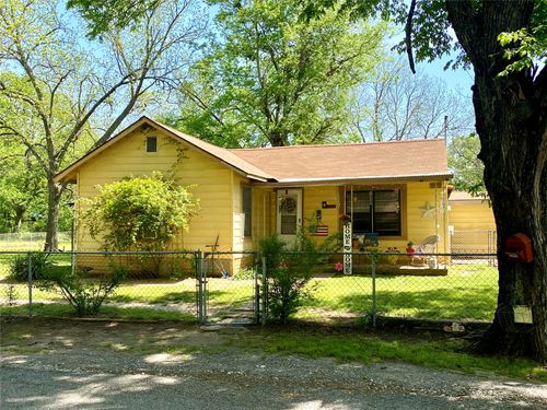 1115 S 6th St, Bonham, TX, 75418-4624 | Card Image