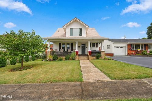 209 1st St, Erwin, TN, 37650-1205 | Card Image