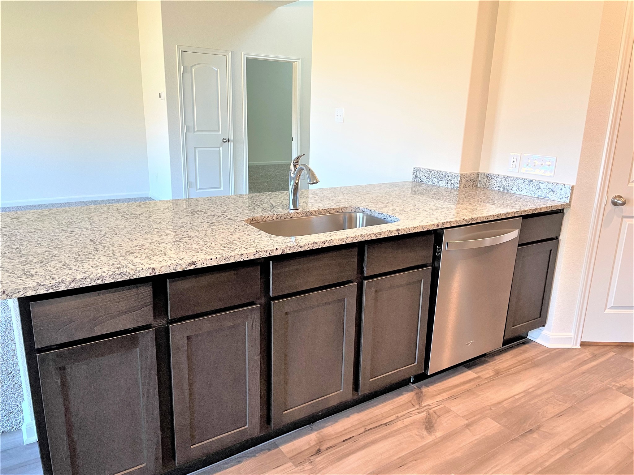 Residential Lease in Ponder 2