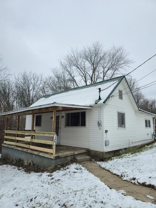 1309 S Maine Ave, Wellston, OH, 45692-9304 | Card Image