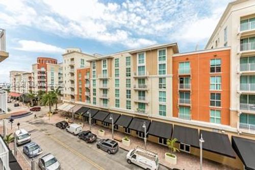 d409-7285 Sw 90th St, Miami, FL, 33156-1662 | Card Image