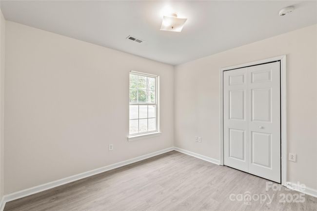 425 Austin Dr, House other with 3 bedrooms, 2 bathrooms and null parking in Charlotte NC | Image 19