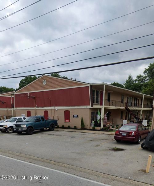 apt-3-1962 Goldsmith Ln, Louisville, KY, 40218-2051 | Card Image