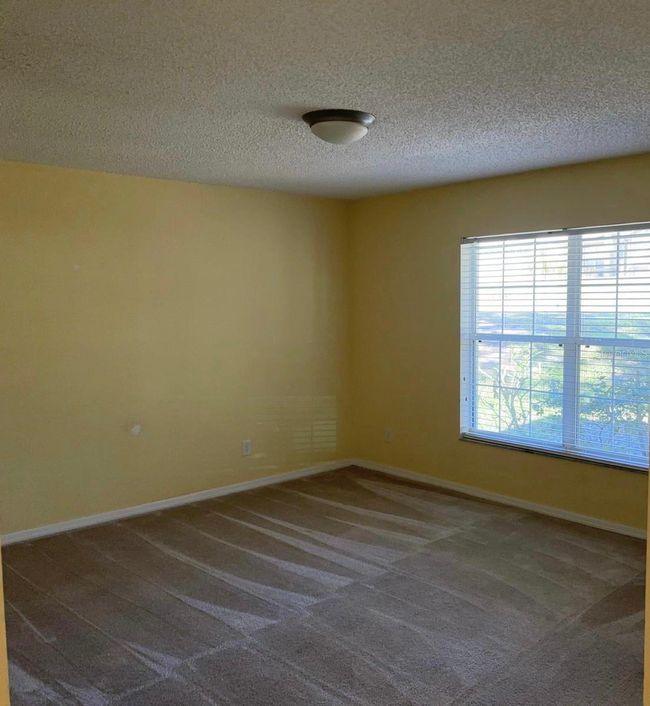 697 Winding Lake Dr, House other with 4 bedrooms, 3 bathrooms and null parking in Clermont FL | Image 6