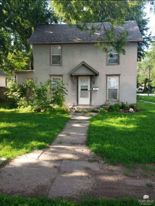 735 Lincoln Avenue, Clay Center, KS, 67432 | Card Image