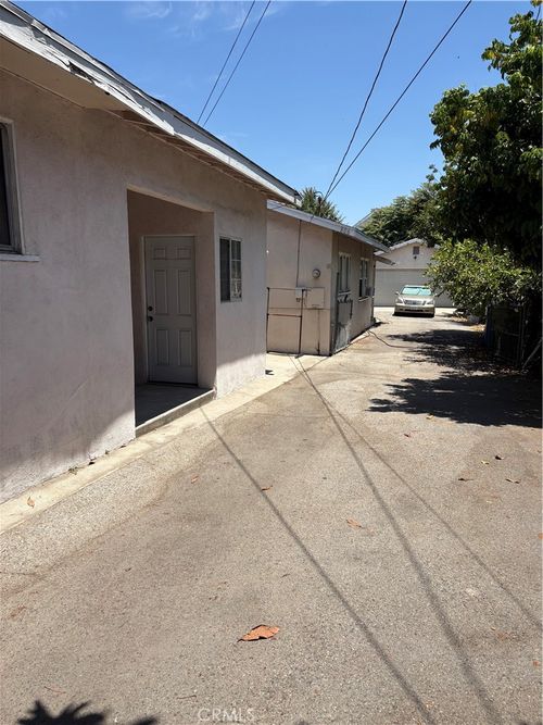 806 S Chapel, Alhambra, CA, 91801 | Card Image
