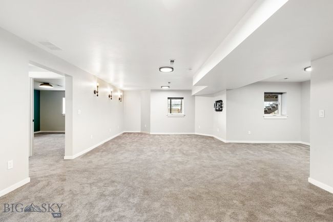 Downstairs bathroom | Image 28