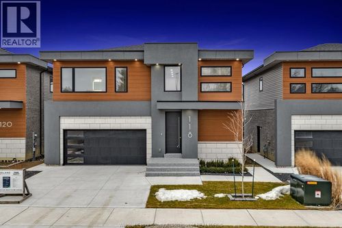 118 Bear St, Essex, ON, N8M0A9 | Card Image