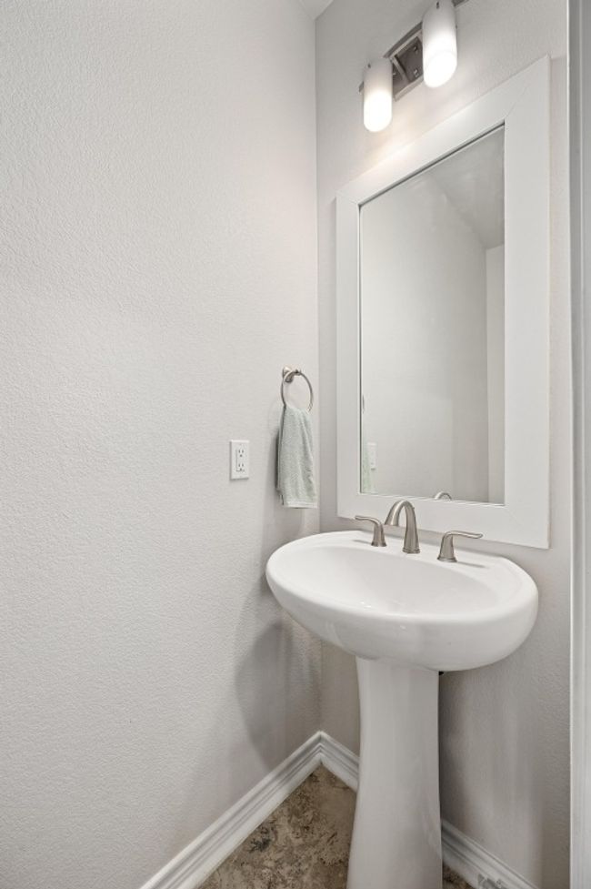 Powder Room | Image 18