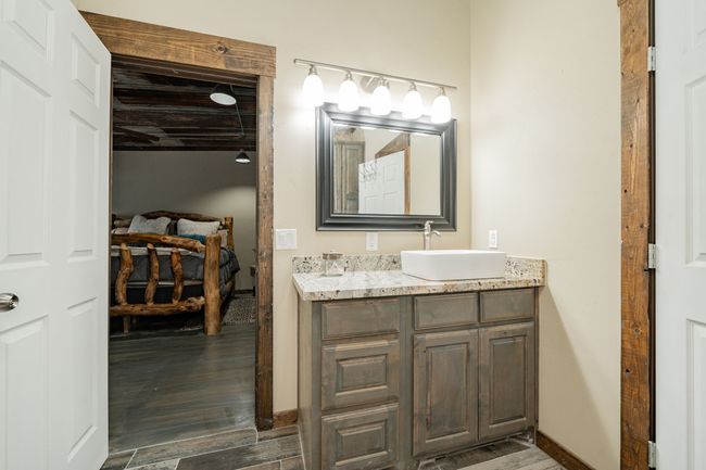 1990 Jim Harry Loop, Home with 5 bedrooms, 6 bathrooms and null parking in Sunset TX | Image 26