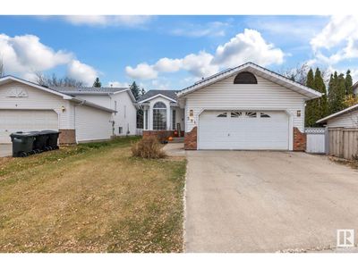 591 Rainbow Cres, House other with 4 bedrooms, 3 bathrooms and 4 parking in Sherwood Park AB | Image 2