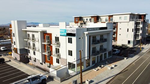303-2085 N Main St, Sunset, UT, 84015-3271 | Card Image