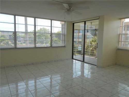 309-2731 Taft Street, Hollywood, FL, 33020 | Card Image