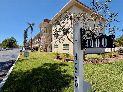 302-4000 3rd St N, St Petersburg, FL, 33703-4843 | Card Image