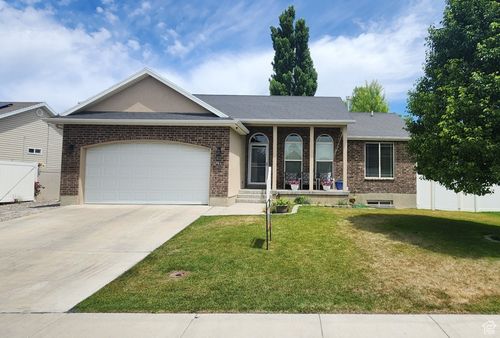 1751 E Canary Way, Eagle Mountain, UT, 84005-4410 | Card Image