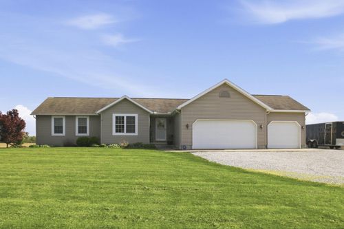 1430 Eckard Rd, Centerburg, OH, 43011-1107 | Card Image
