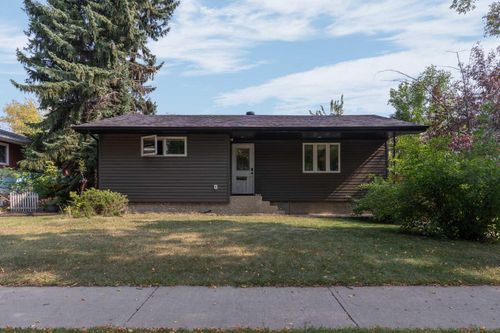 4715 47 St, Camrose, AB, T4V1J4 | Card Image