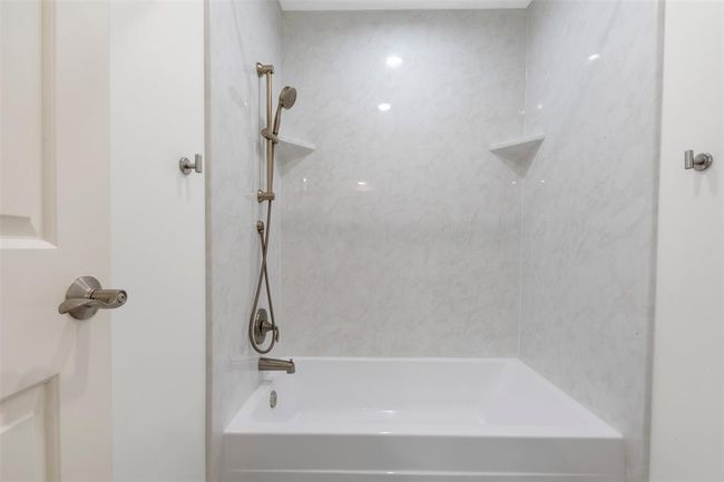 16611 Brenton Oaks Dr, House other with 4 bedrooms, 3 bathrooms and 2 parking in Spring TX | Image 22