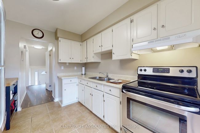 47 - 1616 Haig Blvd, Condo with 3 bedrooms, 2 bathrooms and 1 parking in Mississauga ON | Image 17