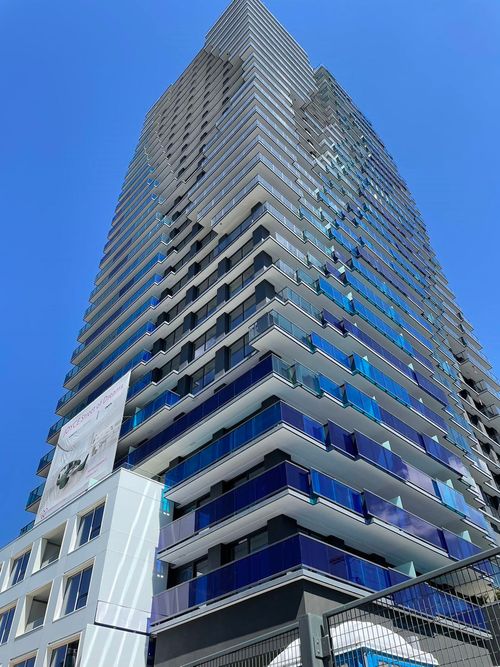 1-5058 Joyce St, Vancouver, BC, V5R0J9 | Card Image