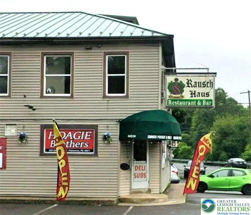 950 Delaware Ave, Palmerton, PA, 18071-2017 | Card Image