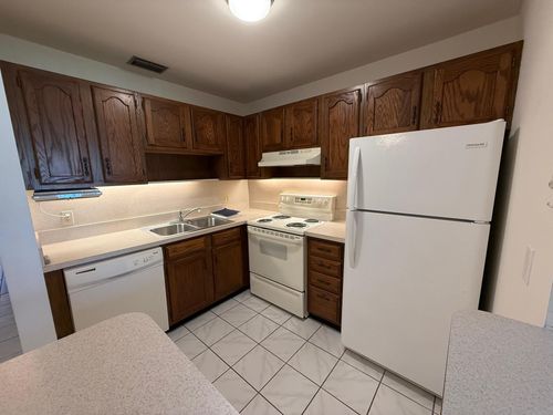 104-31 Lake Vista Trl, Port St Lucie, FL, 34952-1504 | Card Image