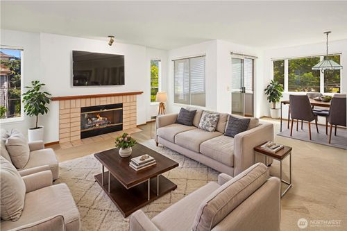 apt-202-1312 S Massachusetts St, Seattle, WA, 98144-3499 | Card Image