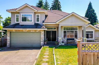 17280 60 Ave, House other with 7 bedrooms, 6 bathrooms and 6 parking in Surrey BC | Image 2