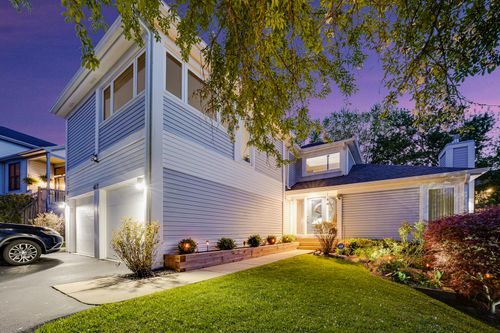 417 Lake Shore Blvd, Wauconda, IL, 60084-1521 | Card Image
