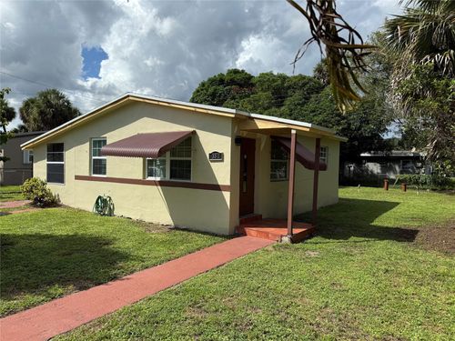 3371 Nw 8th Ct, Lauderhill, FL, 33311-6514 | Card Image