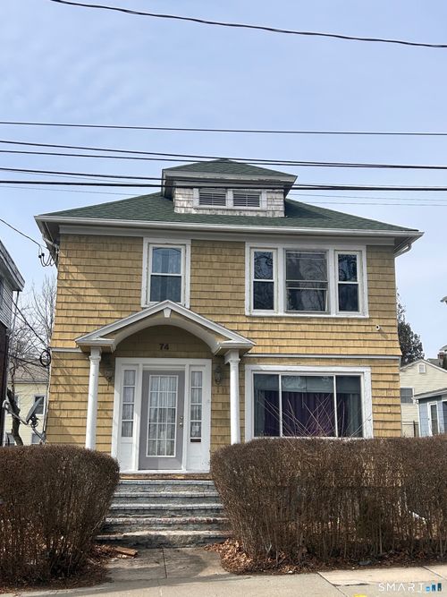 72 Brainard St, New London, CT, 06320-5929 | Card Image