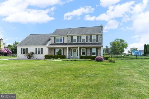 152 Shore Line Dr, Honey Brook, PA, 19344-9706 | Card Image